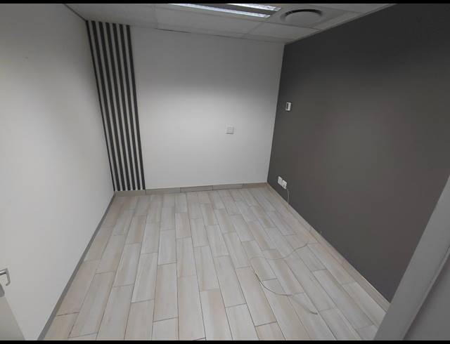 405M² OFFICE TO LET IN BRYANSTON